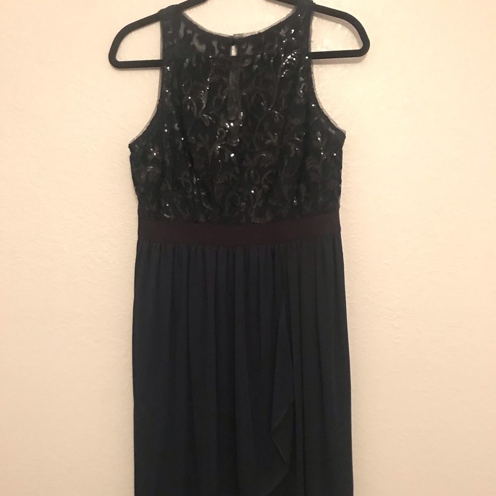 Navy Adrianna Papell knee length dress Size 8